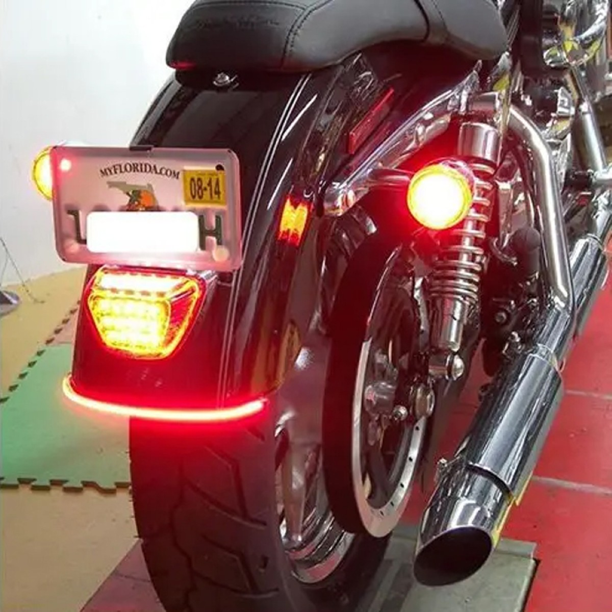バイク ウインカー テール ストップランプ ＬＥＤ 一体 防水 ラバー 12V 貼るだけ 爆買